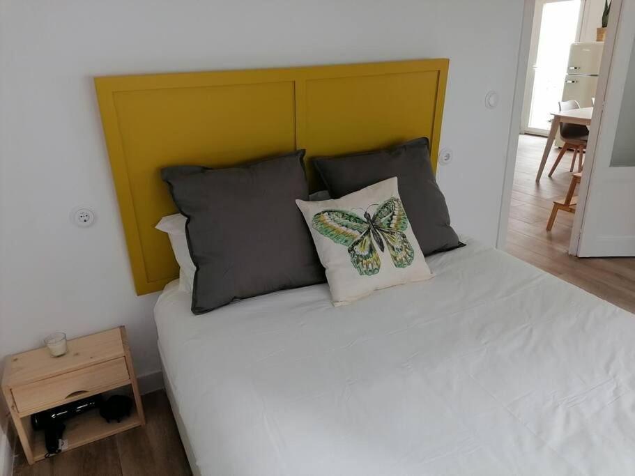 Apartamento Completamente Equipado Centro Ferrol Luaran gambar