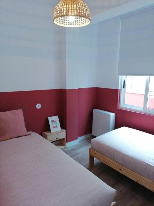 Apartamento Completamente Equipado Centro Ferrol Luaran gambar